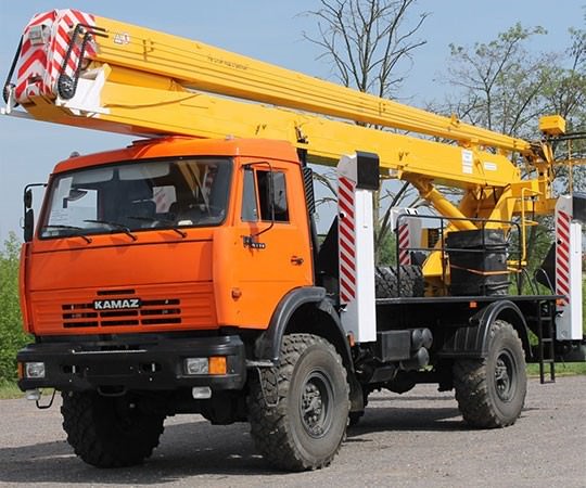 Аренда автовышки в Нефтеюганске и  Ханты-Мансийском автономном округе - Югре